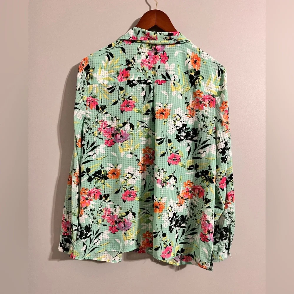 Kim Rogers Floral Blouse - Picture 9 of 9